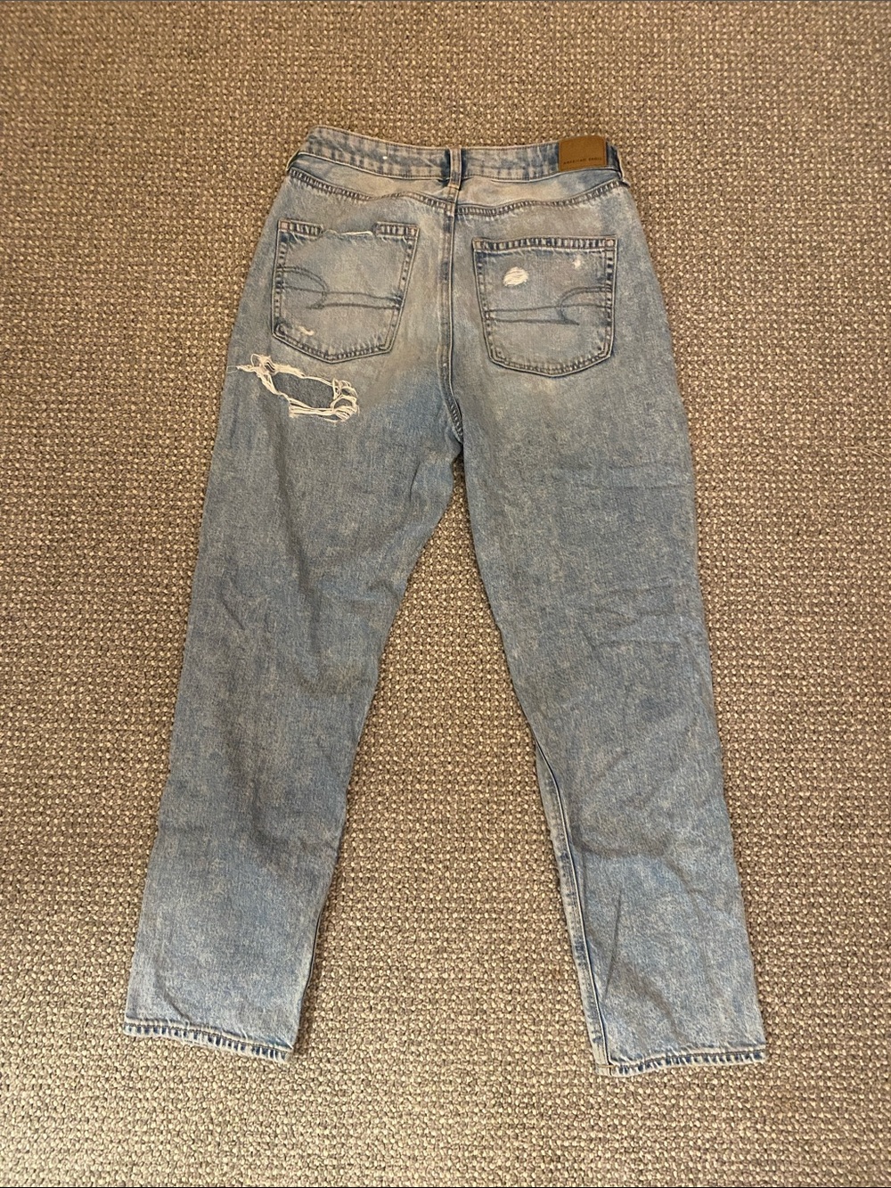Light Wash Distressed Ripped Jeans - Picture 2 of 4